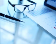 Como saber se a contabilidade da sua empresa está ajudando ou apenas cumprindo obrigações - Logos Contabilidade